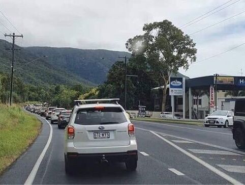 Cars lined up to get into Clifton Beach shops