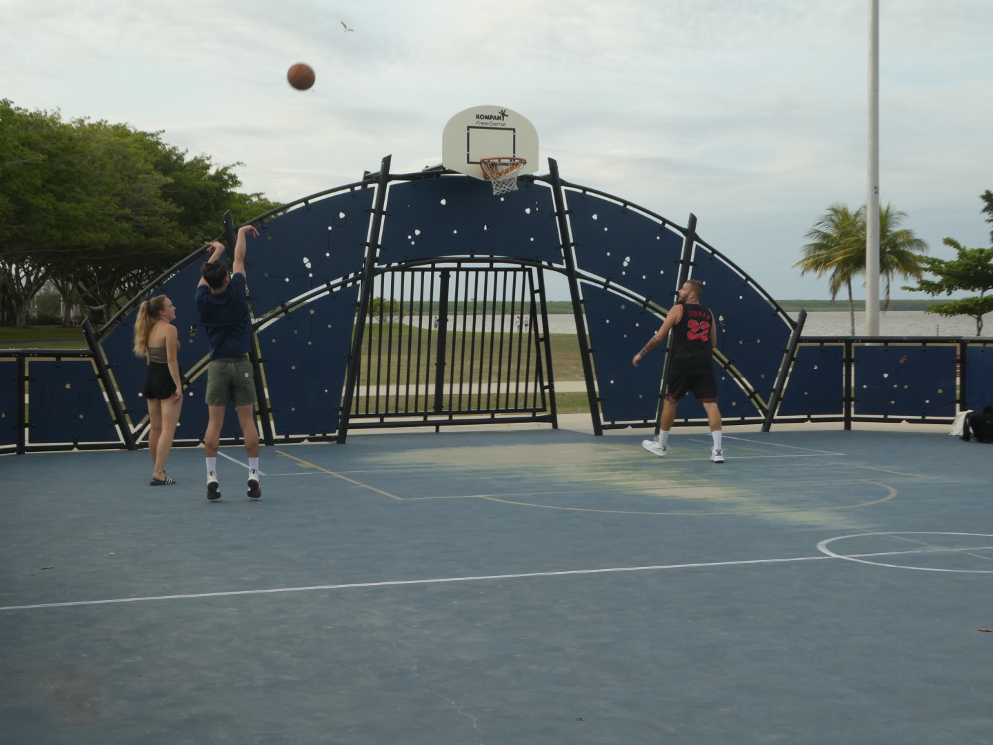 Basketball group says Esplanade court is unsafe